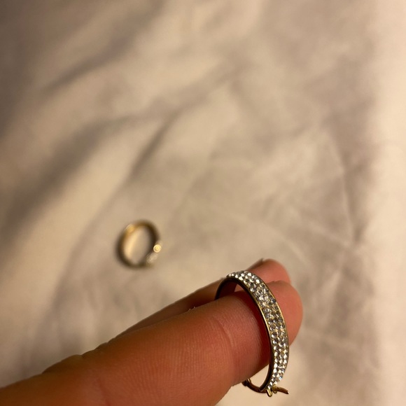 Gold plated Oval Earrings - Picture 3 of 6